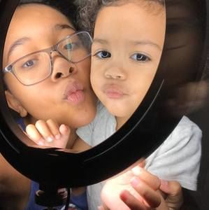 Meet your Posher, Lori